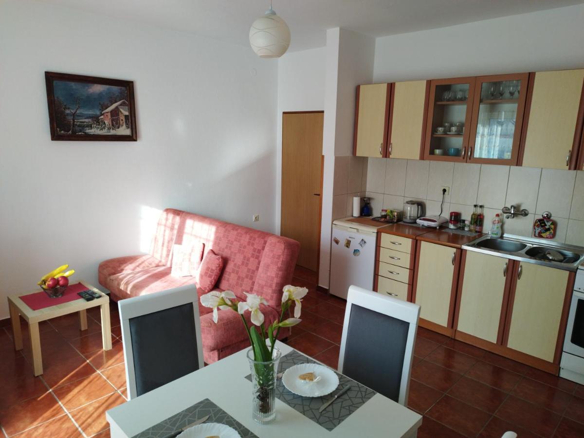Milka Apartment Котор Екстер'єр фото