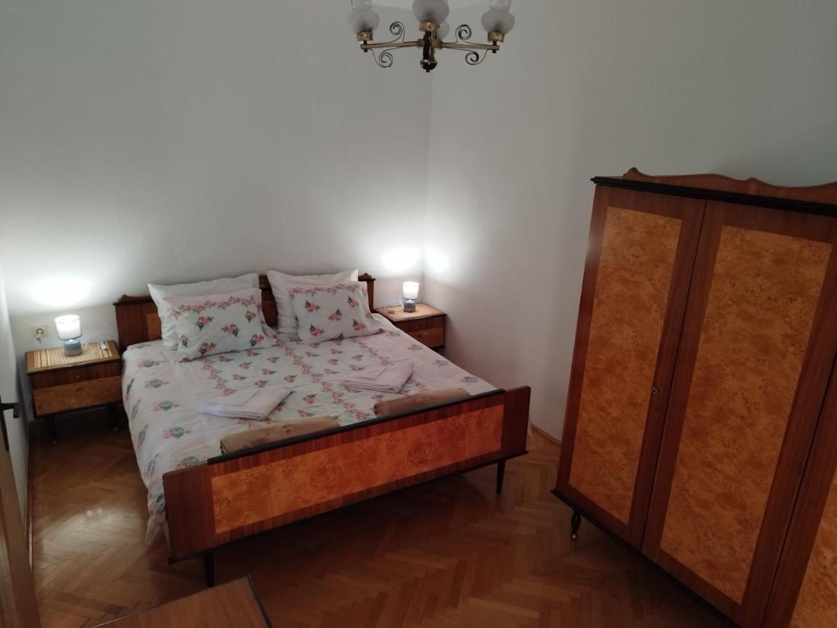 Milka Apartment Котор Екстер'єр фото